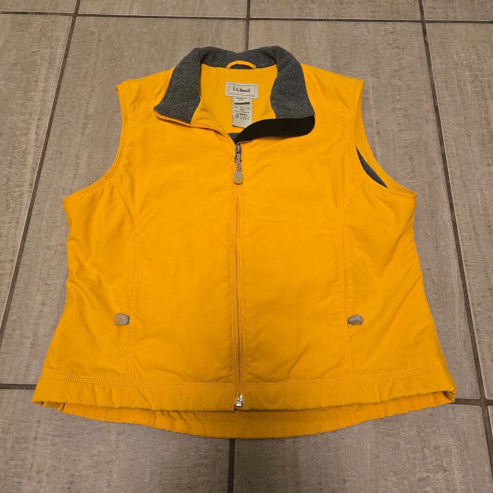 LL Bean Womens Medium Petite Vest 100% Nylon Shell Saffron-Yellow Fleece Lined